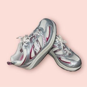 Women’s Skechers